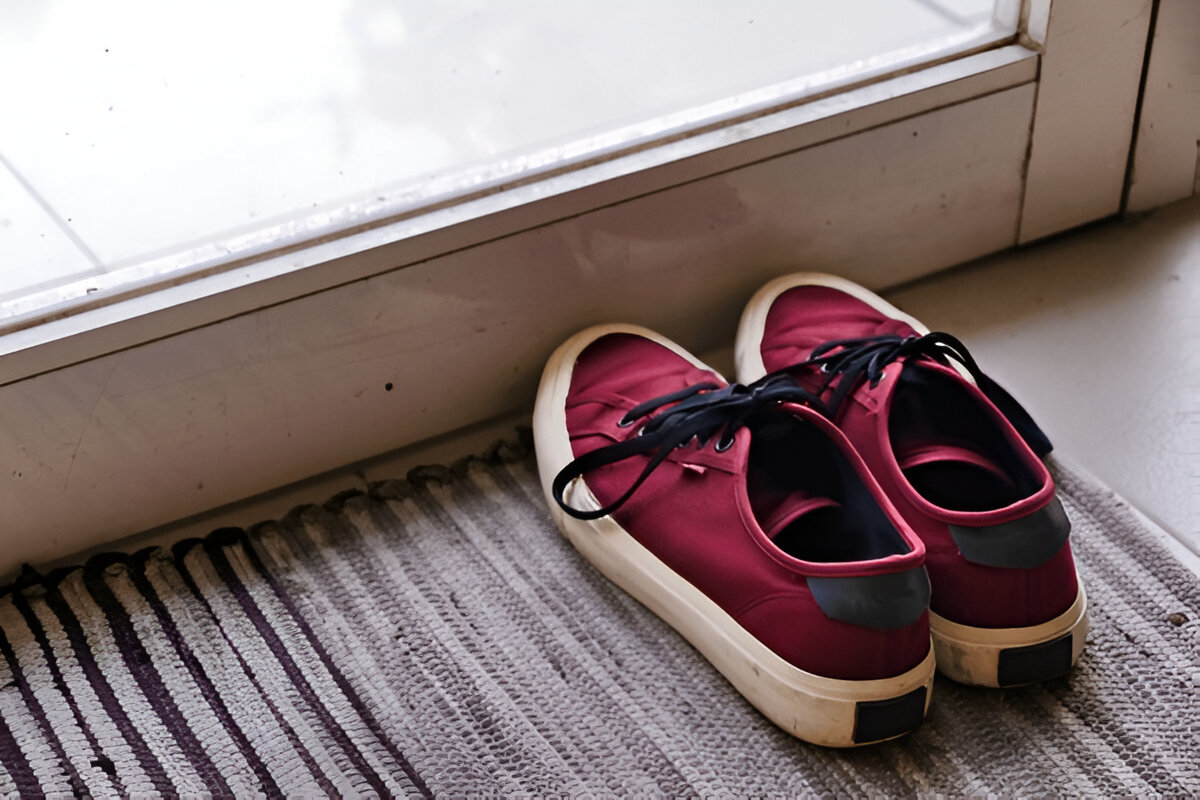 cara menghilangkan bau sepatu dengan kopi - kopitem.com